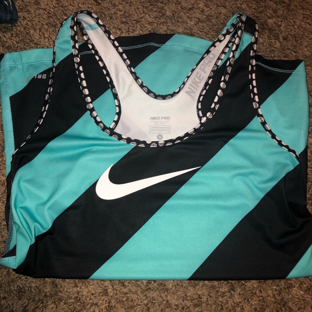 Nike Tank